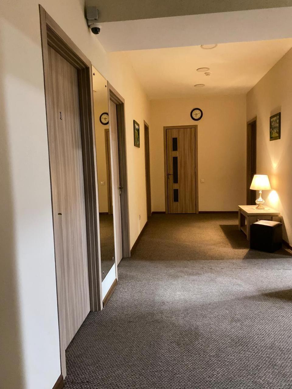 5 Rooms near 300 Aragveli metro station Tbilisi Esterno foto